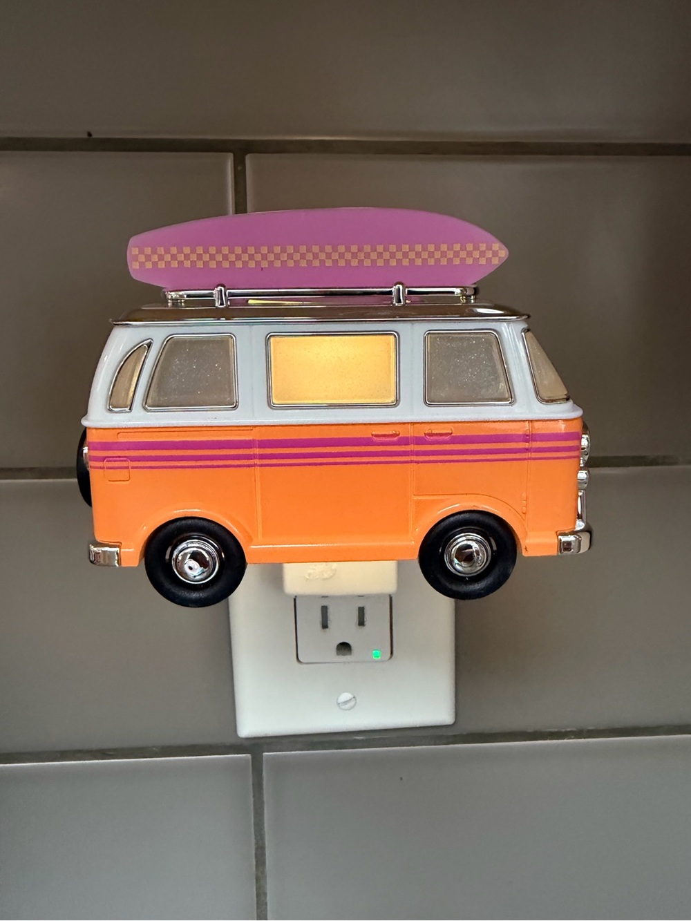 Bath & Body Works Surf Retro Beach Van Wallflower Plug In